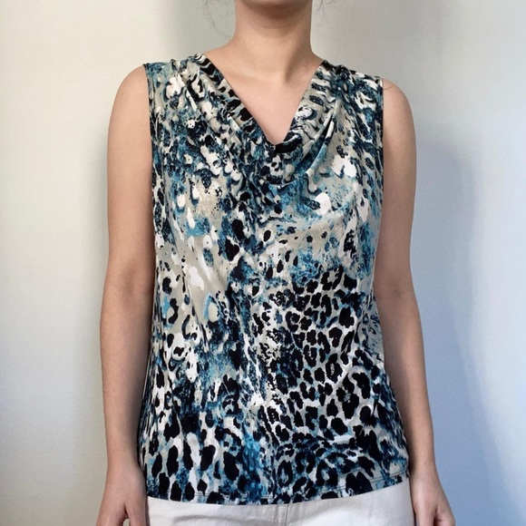 Sleeveless Cowl Neck Printed Top - Picture 2 of 4